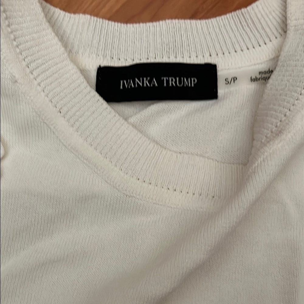 Ivanka Trump White Ruffle Blouse Small - Picture 2 of 7